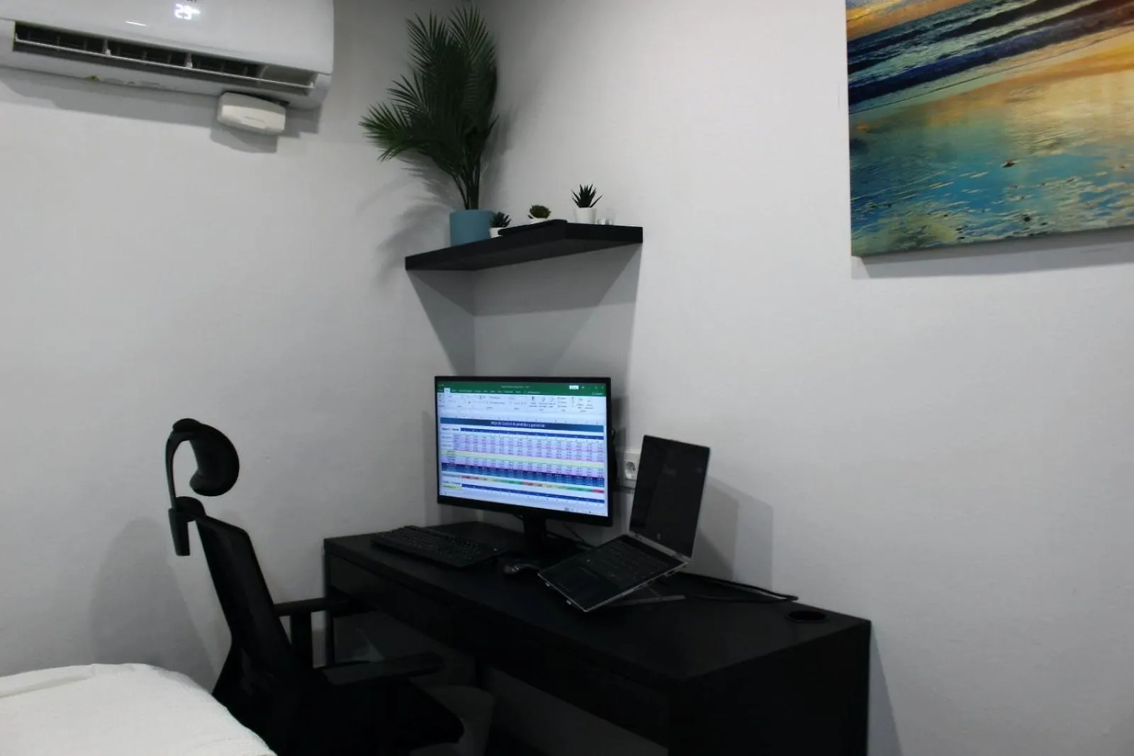 Espacio Work Stay El Prat de Llobregat 0*,  Spanje